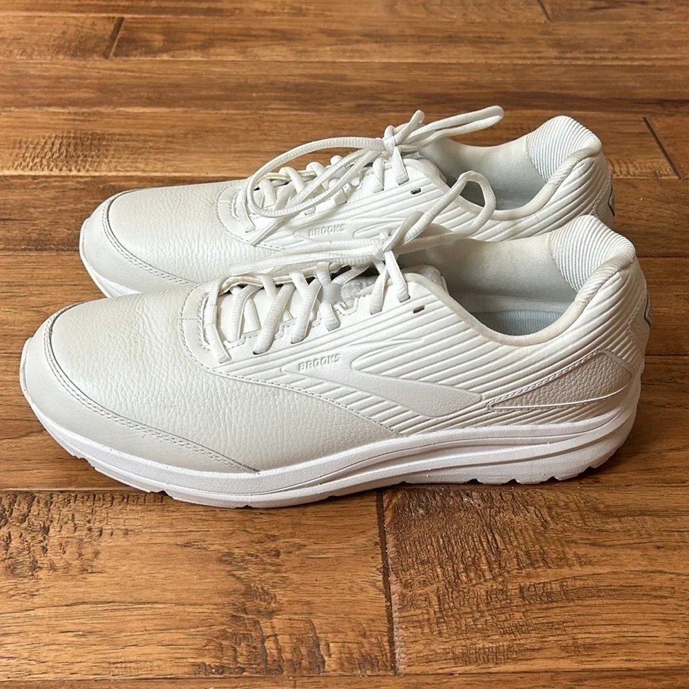 Brooks Addiction Walker 2 Walking Shoes Sneakers White / White Men’s Size 12.5 B